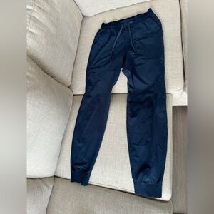 MENS LULULEMON JOGGERS SIZE SMALL